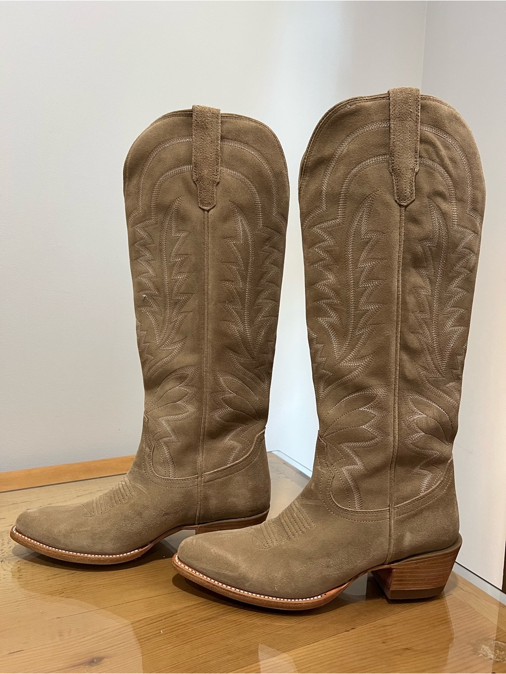 Tecovas The Abby Fawn Suede Women's Western Cowboy Boots 9 Wide Calf